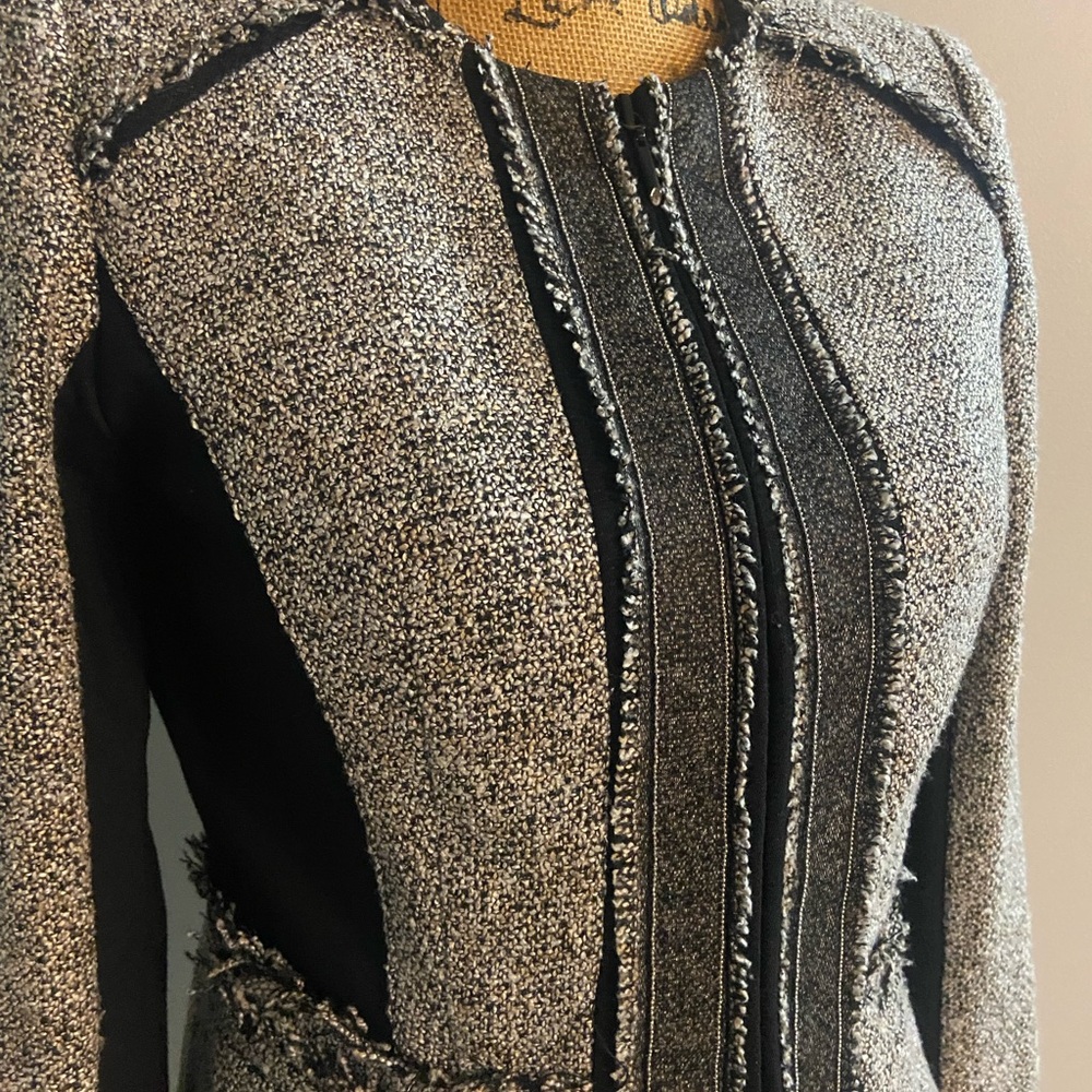 White House Black Market Sz 2 Gray and Black Tweed Women’s Blazer - Picture 3 of 16